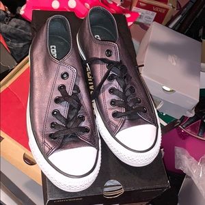 Women: size7 Metallic Low Top Converse- MAKE OFFER